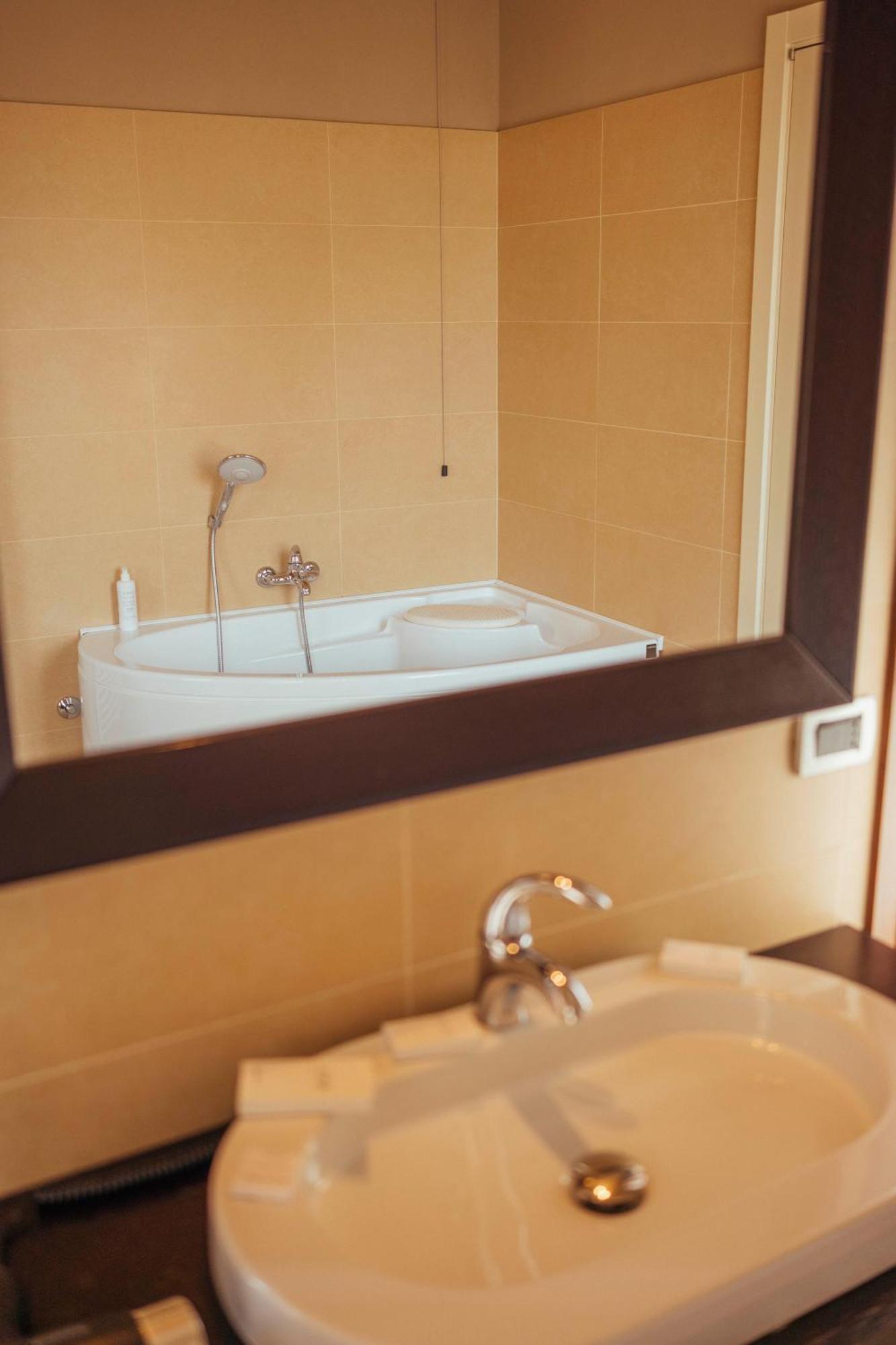 Hotel Palazzo Paradiso Meduna di Livenza Extérieur photo