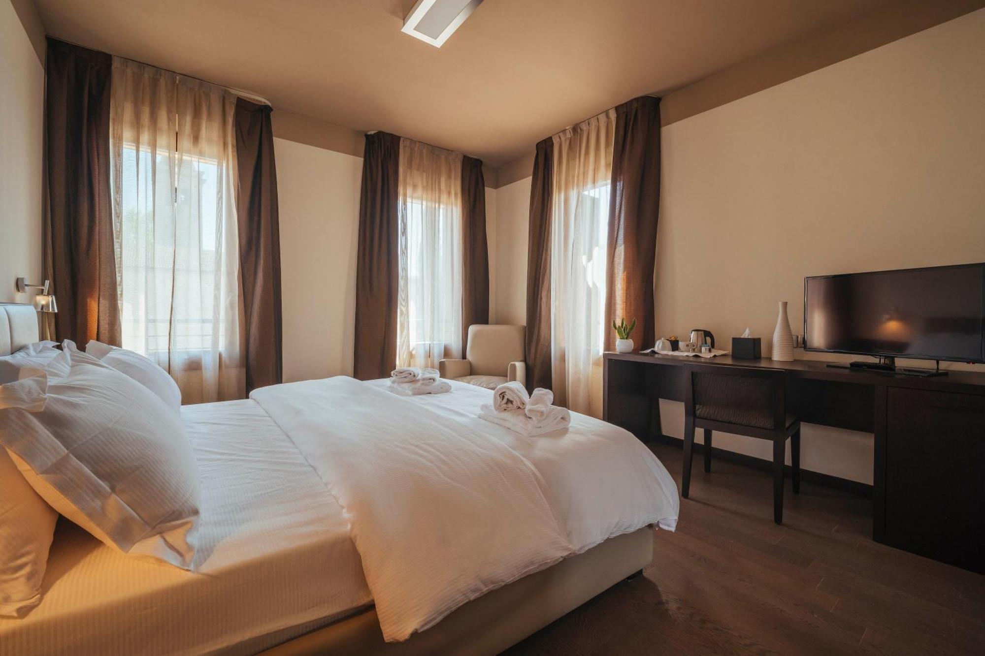 Hotel Palazzo Paradiso Meduna di Livenza Extérieur photo